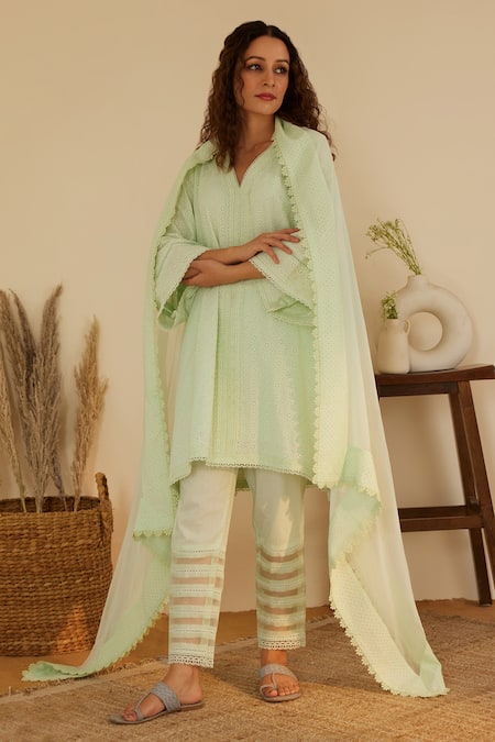 Shrutkirti Green Pure Cotton Embroidery Floral V Neck Kurta Set 