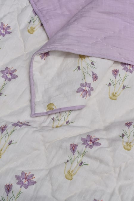 Buy_Taru Jaipur_White 100% Linen Quilted Zafran Blanket_Online_at_Aza_Fashions