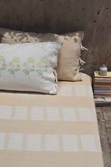 Buy Taru Jaipur Beige 100% Linen Printed Variyali Bedsheet Set Online at Aza Fashions Buy_Taru Jaipur_Beige 100% Linen Printed Variyali Bedsheet Set_Online_at_Aza_Fashions