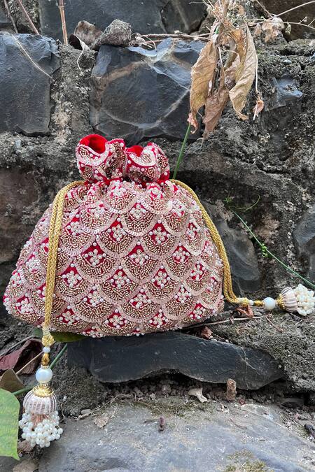 Nayaab By Sonia Red Embroidery, Sequins, Pearls Vieira Scallop Embellished Potli Online at Aza Fashions Nayaab By Sonia_Red Embroidery, Sequins, Pearls Vieira Scallop Embellished Potli _Online_at_Aza_Fashions