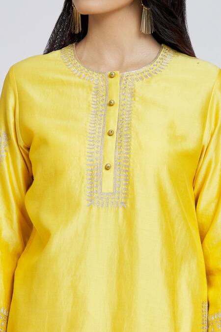 Buy_Samyukta Singhania_Yellow Silk, Chanderi, Organza Gota Patti, Embroidery Aari Work Kurta Pant Set _Online_at_Aza_Fashions