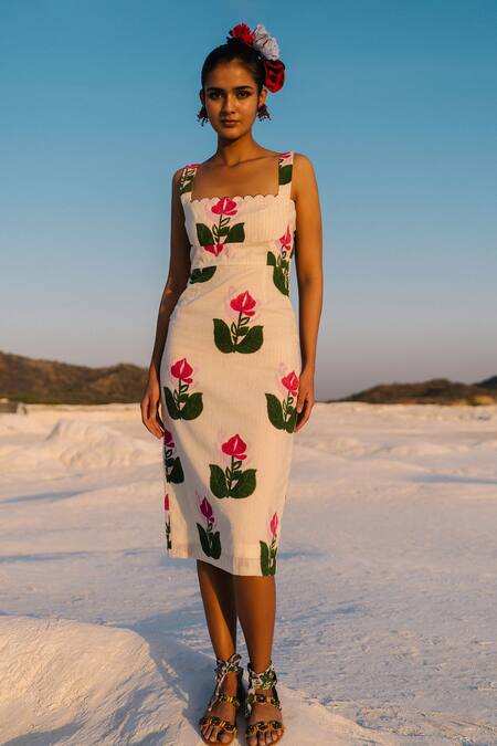 Shop Jodi White Handloom Cotton Scoop Neck Whimsy Abstract Hand Block Print Dress Online at Aza Fashions Shop_Jodi_White Handloom Cotton Scoop Neck Whimsy Abstract Hand Block Print Dress _Online_at_Aza_Fashions