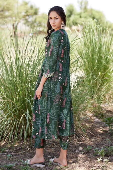 Shop Harsha Khatry Green Fine Tussar Silk Printed And Hand Front Gathered Kurta Set at Aza Fashions Shop_Harsha Khatry_Green Fine Tussar Silk Printed And Hand Front Gathered Kurta Set _at_Aza_Fashions