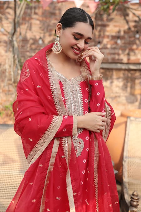 Shop Kalighata Red Organza Embroidery, Zari V-neck Bandhani Print Kurta Sharara Set at Aza Fashions Shop_Kalighata_Red Organza Embroidery, Zari V-neck Bandhani Print Kurta Sharara Set _at_Aza_Fashions