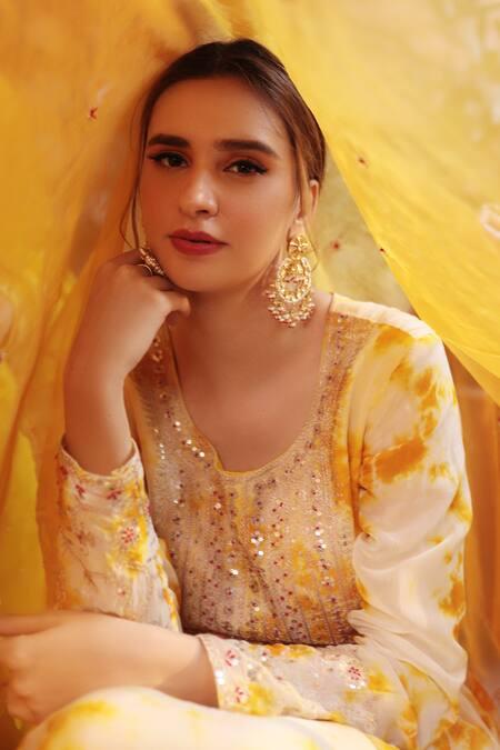 Shop_Kalighata_Yellow Organza Gota Patti, Embroidery Round Neck Tie-dye Anarkali With Dupatta _Online_at_Aza_Fashions