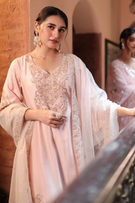 Shop_Kalighata_Peach Organza Sequins, Embroidery V-neck Floral Kurta Set _at_Aza_Fashions
