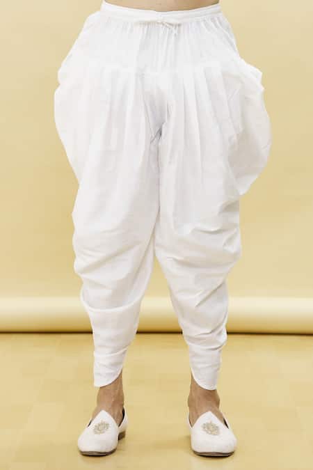 Samyukta Singhania Off White Cotton Plain Kurta And Dhoti Pant Set at Aza Fashions Samyukta Singhania_Off White Cotton Plain Kurta And Dhoti Pant Set _at_Aza_Fashions