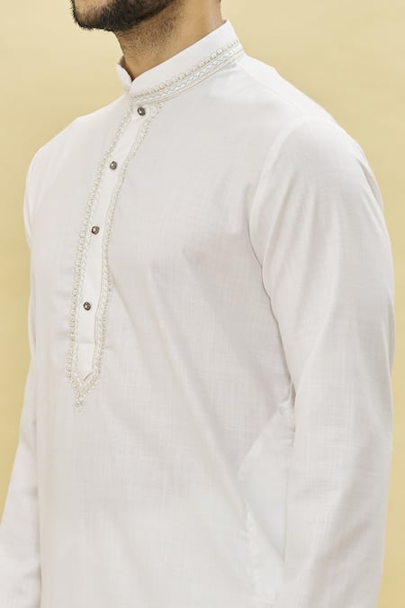 Shop Samyukta Singhania Off White Cotton Plain Kurta And Dhoti Pant Set Online at Aza Fashions Shop_Samyukta Singhania_Off White Cotton Plain Kurta And Dhoti Pant Set _Online_at_Aza_Fashions