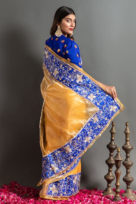 Shop Ruar India Yellow Tissue Sequins Round Neck Sunehri Aari Embroidered Saree at Aza Fashions Shop_Ruar India_Yellow Tissue Sequins Round Neck Sunehri Aari Embroidered Saree _at_Aza_Fashions