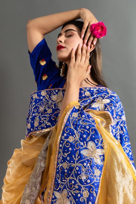 Ruar India Yellow Tissue Sequins Round Neck Sunehri Aari Embroidered Saree at Aza Fashions Ruar India_Yellow Tissue Sequins Round Neck Sunehri Aari Embroidered Saree _at_Aza_Fashions