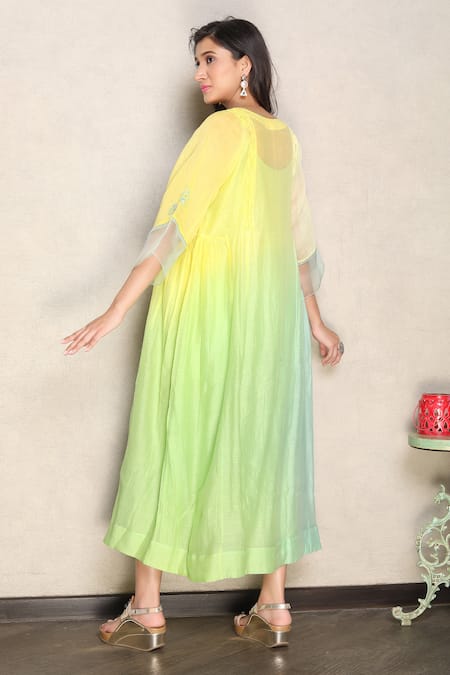 Falguni.Foram Embroidered Kurta With Slip 