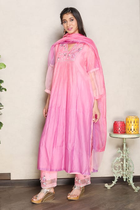 Falguni.Foram Pink , Cotton, Organza Sequins, Embroidery V-neck Yoke Kurta Pant Set at Aza Fashions Falguni.Foram_Pink , Cotton, Organza Sequins, Embroidery V-neck Yoke Kurta Pant Set _at_Aza_Fashions