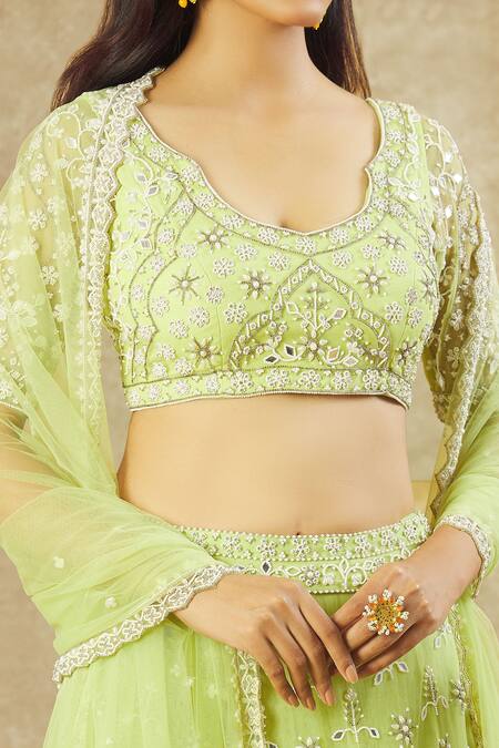 Shop_Keerthi Kadire_Green Net Hand Embroidered Pearl Deep U Neck Blouse Bridal Lehenga Set _Online_at_Aza_Fashions