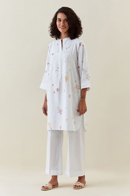 Buy Anantaa By Roohi White Cotton, Linen Split V-neck Botanical Print Kurta And Pant Set Online at Aza Fashions Buy_Anantaa By Roohi_White Cotton, Linen Split V-neck Botanical Print Kurta And Pant Set _Online_at_Aza_Fashions