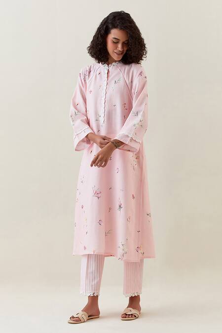 Buy_Anantaa By Roohi_Pink , Satin Embroidery Split Printed Full Sleeve Kurta And Pant Set _Online_at_Aza_Fashions