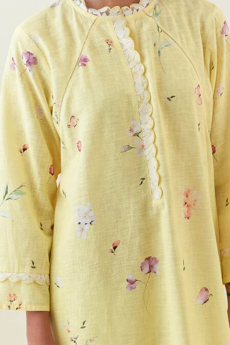 Anantaa By Roohi_Yellow Cotton Embroidery Split Botanical Print Full Sleeve Kurta And Pant Set _at_Aza_Fashions