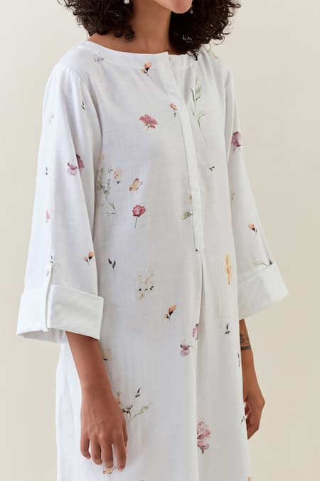 Anantaa By Roohi White Cotton Embroidery, Lace Botanical Print Kurta And Striped Pant Set at Aza Fashions Anantaa By Roohi_White Cotton Embroidery, Lace Botanical Print Kurta And Striped Pant Set _at_Aza_Fashions