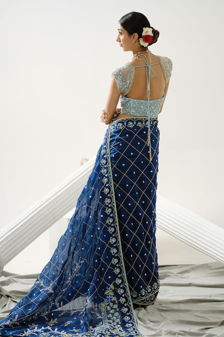 Tamaraa By Tahani_Blue Organza Embroidery Sequin Sweetheart Neck Melody Flower Saree With Blouse _Online_at_Aza_Fashions