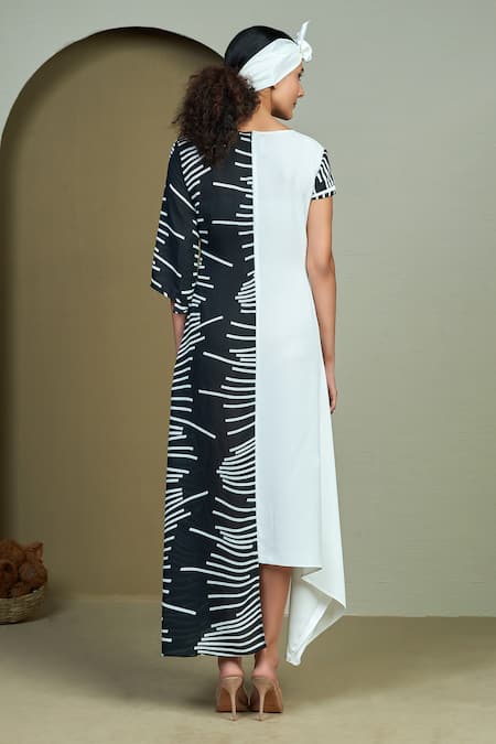 1999ad By Amita & Deepak_Black Georgette Round Neck Soren Tunic Dress _Online_at_Aza_Fashions