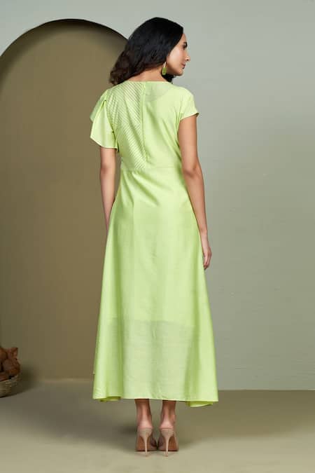 Shop 1999ad By Amita & Deepak Green Chanderi Embroidery Round Neck Placement Flower Tunic at Aza Fashions Shop_1999ad By Amita & Deepak_Green Chanderi Embroidery Round Neck Placement Flower Tunic _at_Aza_Fashions