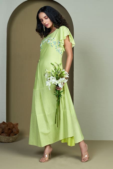 Shop 1999ad By Amita & Deepak Green Chanderi Embroidery Round Neck Placement Flower Tunic Online at Aza Fashions Shop_1999ad By Amita & Deepak_Green Chanderi Embroidery Round Neck Placement Flower Tunic _Online_at_Aza_Fashions