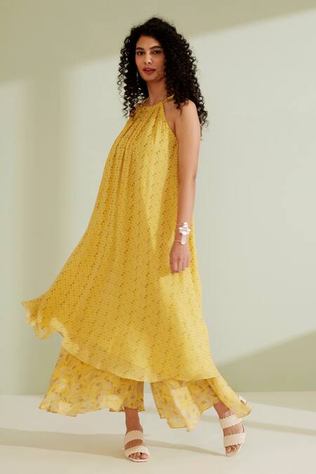 Shop 1999ad By Amita & Deepak Yellow Viscose, Georgette Halter Neck Embelia Kurta Pant Set Online at Aza Fashions Shop_1999ad By Amita & Deepak_Yellow Viscose, Georgette Halter Neck Embelia Kurta Pant Set _Online_at_Aza_Fashions