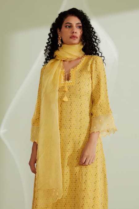 1999ad By Amita & Deepak Yellow Viscose, Georgette Embroidery Round Neck Nasrin Kurta Pant Set Online at Aza Fashions 1999ad By Amita & Deepak_Yellow Viscose, Georgette Embroidery Round Neck Nasrin Kurta Pant Set _Online_at_Aza_Fashions
