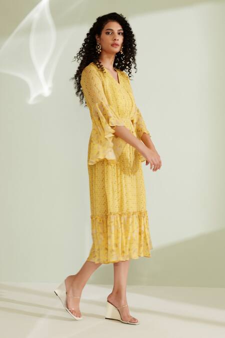 Shop_1999ad By Amita & Deepak_Yellow Georgette V-neck Geometric Print Dress _Online_at_Aza_Fashions