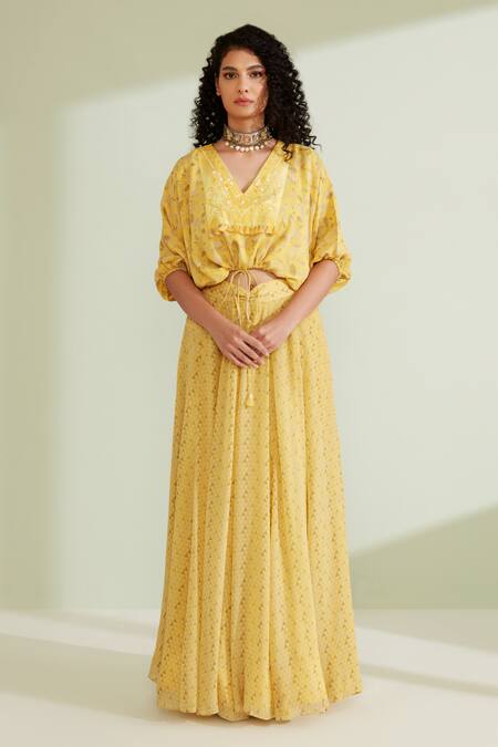 1999ad By Amita & Deepak Yellow Viscose, Georgette Embroidery, Beads Begonia Geometric Print Skirt Set at Aza Fashions 1999ad By Amita & Deepak_Yellow Viscose, Georgette Embroidery, Beads Begonia Geometric Print Skirt Set _at_Aza_Fashions