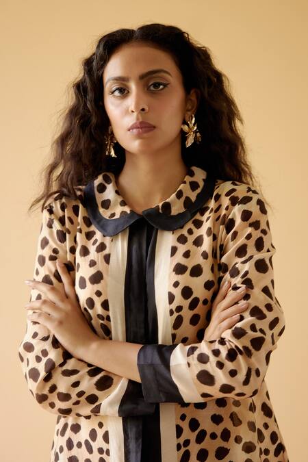 Shop Moh India White Muslin, Silk Collared Home Garden Shirt Dress Online at Aza Fashions Shop_Moh India_White Muslin, Silk Collared Home Garden Shirt Dress _Online_at_Aza_Fashions