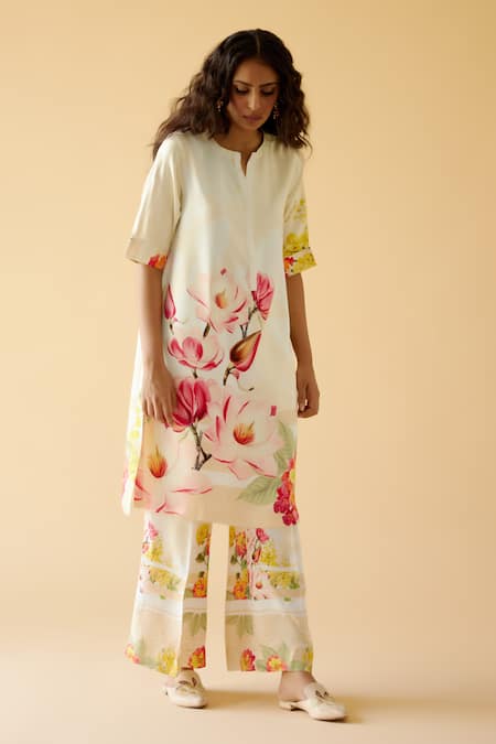 Moh India_White Bemberg Twill Cotton Satin Print Floral Garden Bloom Kurta With Pant_Online_at_Aza_Fashions
