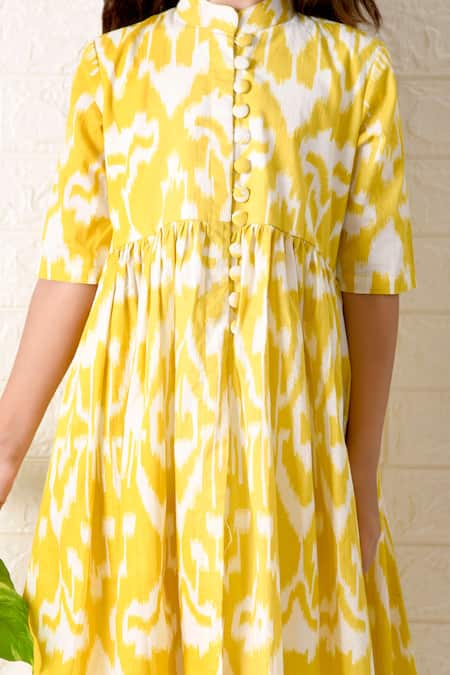 The Cotton Staple Yellow Cotton Sunflower Ikat Print Kurta With Pant at Aza Fashions The Cotton Staple_Yellow Cotton Sunflower Ikat Print Kurta With Pant _at_Aza_Fashions