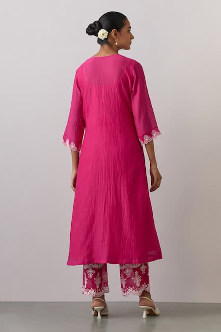Shop Ikshita Choudhary Pink Chanderi Embroidered Thread Round Kurta Pant Set at Aza Fashions Shop_Ikshita Choudhary_Pink Chanderi Embroidered Thread Round Kurta Pant Set_at_Aza_Fashions