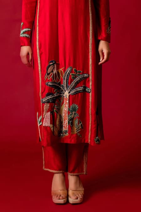Buy_Pds By Sneha_Red Silk Hand Embroidery Bird V Neck Placement Kurta With Pant  _Online_at_Aza_Fashions