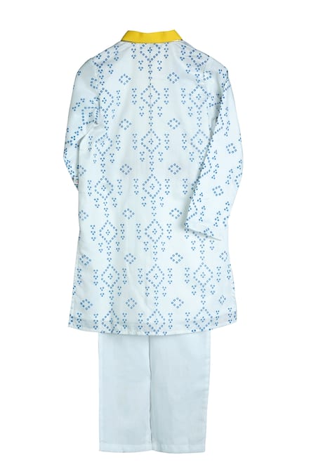 Shop MI Dulce AN'YA Blue Handloom , Chanderi, Silk, Bandhej Hand Print Kurta Set at Aza Fashions Shop_MI Dulce AN'YA_Blue Handloom , Chanderi, Silk, Bandhej Hand Print Kurta Set _at_Aza_Fashions