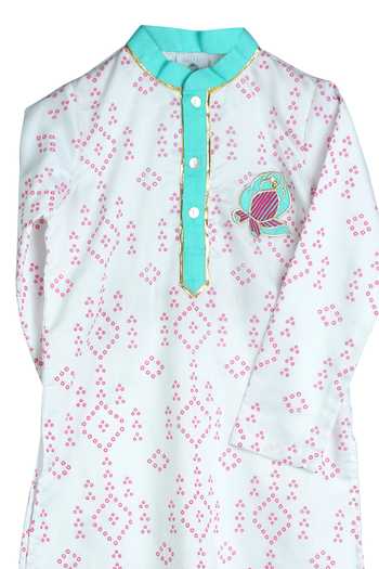 MI Dulce AN'YA_Fuchsia Handloom , Chanderi, Silk, Geometric Hand Print Kurta Set _Online_at_Aza_Fashions