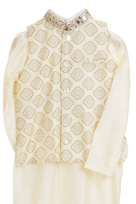 MI Dulce AN'YA_Ivory Handloom , Chanderi, Silk, Mirrors, Bandhani Kurta Set _Online_at_Aza_Fashions