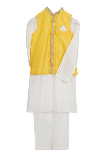 Buy MI Dulce AN'YA Ivory Handloom , Chanderi, Silk, Thread Embroidered Kurta Set at Aza Fashions Buy_MI Dulce AN'YA_Ivory Handloom , Chanderi, Silk, Thread Embroidered Kurta Set _at_Aza_Fashions