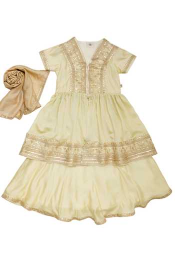 Buy_MI Dulce AN'YA_Green Chanderi, Cotton Sequins, Lace Border Peplum Kurta Palazzo Set _Online_at_Aza_Fashions