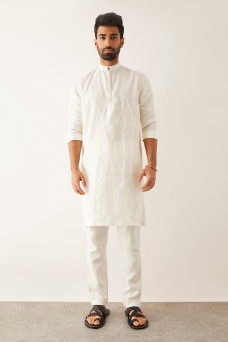 Buy Son Of A Noble Snob White Linen Stela Textured Kurta Set Online at Aza Fashions Buy_Son Of A Noble Snob_White Linen Stela Textured Kurta Set _Online_at_Aza_Fashions