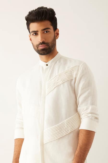 Shop Son Of A Noble Snob White Linen Sequins Aaki Pleated Kurta Set Online at Aza Fashions Shop_Son Of A Noble Snob_White Linen Sequins Aaki Pleated Kurta Set _Online_at_Aza_Fashions
