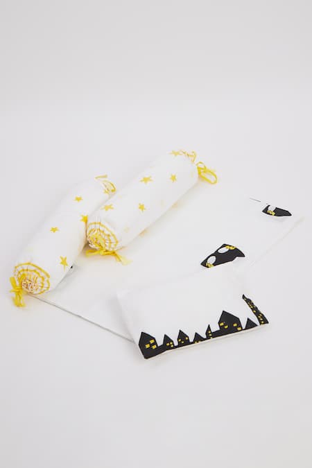 Masaya Suberbaby Flies Over Town Cot Bedding Set 