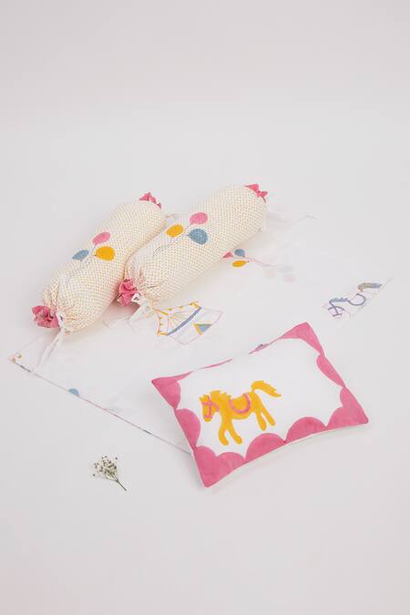 Shop Masaya Pink Hypoallergenic Cotton Hand Block I Am Going To The Circus Cot Bedding Set at Aza Fashions Shop_Masaya_Pink Hypoallergenic Cotton Hand Block I Am Going To The Circus Cot Bedding Set_at_Aza_Fashions