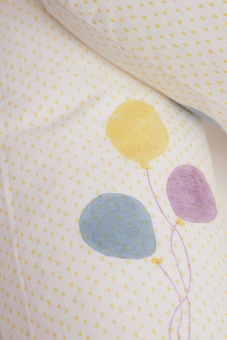 Buy Masaya Yellow Hypoallergenic Cotton Hand Block I Am Going To The Circus Cot Bedding Set Online at Aza Fashions Buy_Masaya_Yellow Hypoallergenic Cotton Hand Block I Am Going To The Circus Cot Bedding Set_Online_at_Aza_Fashions