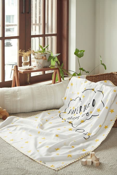 Buy Masaya Black 3 Layers Of Pure Superbaby Flies Over Town Dohar Blanket Buy_Masaya_Black 3 Layers Of Pure Superbaby Flies Over Town Dohar Blanket