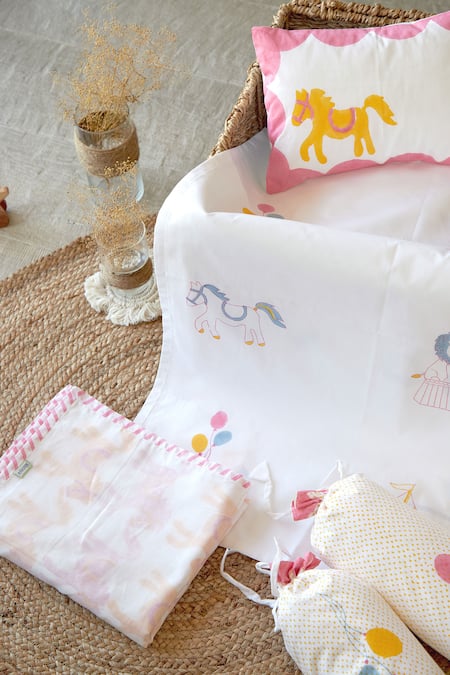 Masaya Pink Hypoallergenic Cotton Circus I Am Going To The Printed Cot Bedding Set 