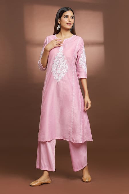 Samyukta Singhania Embroidered Kurta & Pant Set 