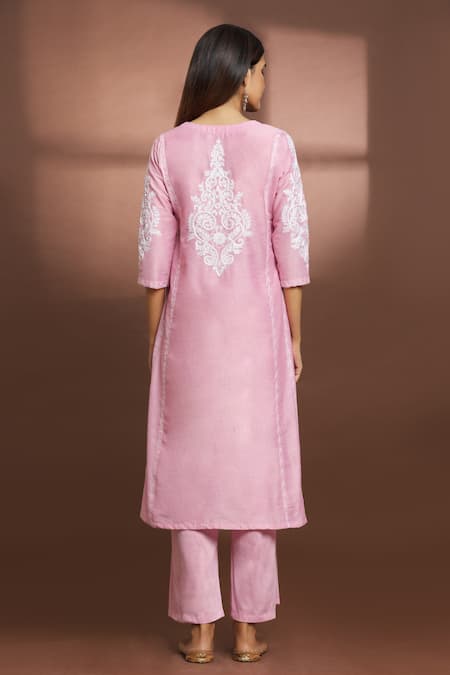 Samyukta Singhania Embroidered Kurta & Pant Set 