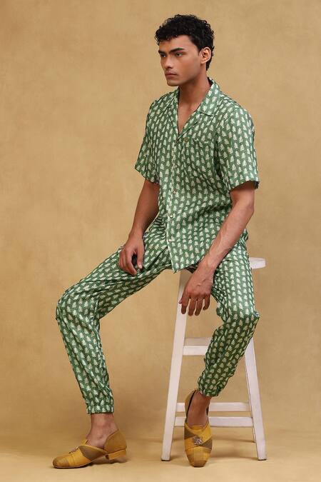 Shop Soniya G Emerald Green Cotton Satin Embroidery Leaf Print Shirt And Pant Set Online at Aza Fashions Shop_Soniya G_Emerald Green Cotton Satin Embroidery Leaf Print Shirt And Pant Set _Online_at_Aza_Fashions