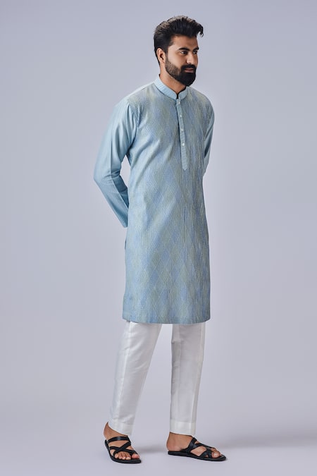 Chatenya Mittal Thread Embroidered Kurta Set 